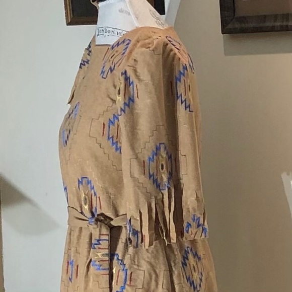 Pocahontas Costume x Girls - Picture 5 of 8